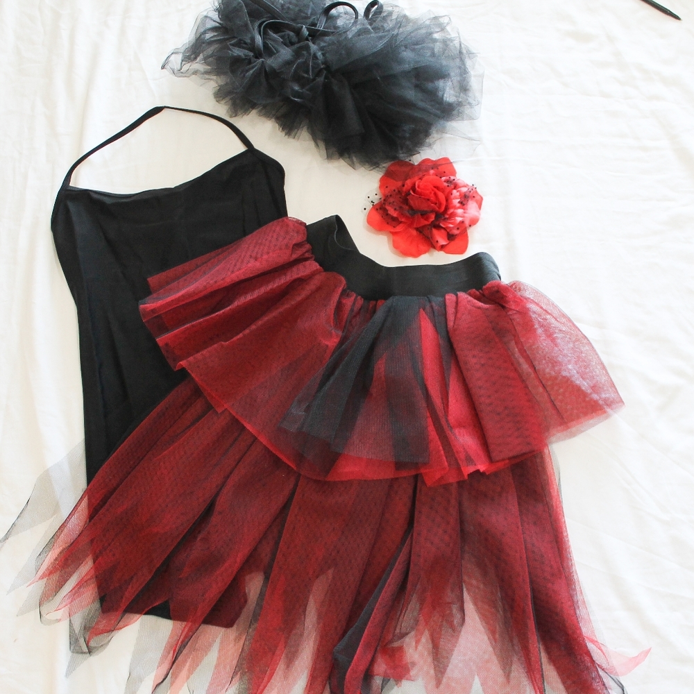 RED AND BLACK TULLE DANCE COSTUME